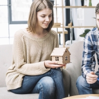 Should you sell first or buy first in Hamilton and Burlington Ontario real estate market REALTOR®