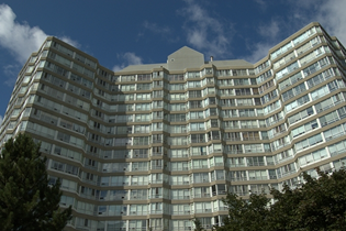 50 Kingsbridge Garden Circle, Mississauga, ON L5R 4B1