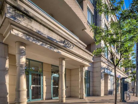1797 Queen St East