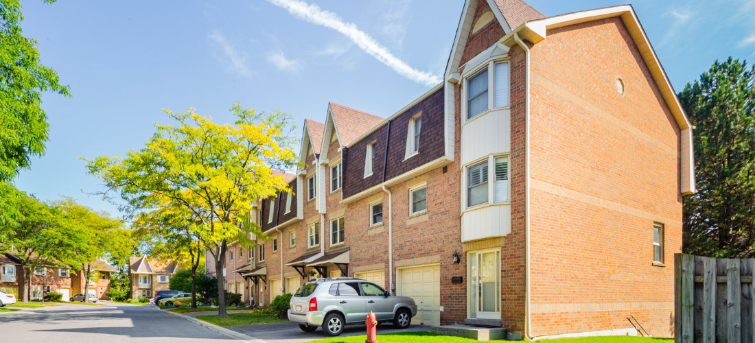 10 Cardwell Avenue Townhouses Toronto Condos For Sale & Rent