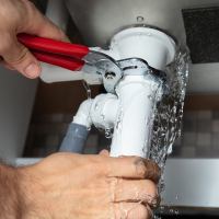 Plumbing Red Flags Buyers Should Watch Out For During Home Tours - Oakville, Ontario