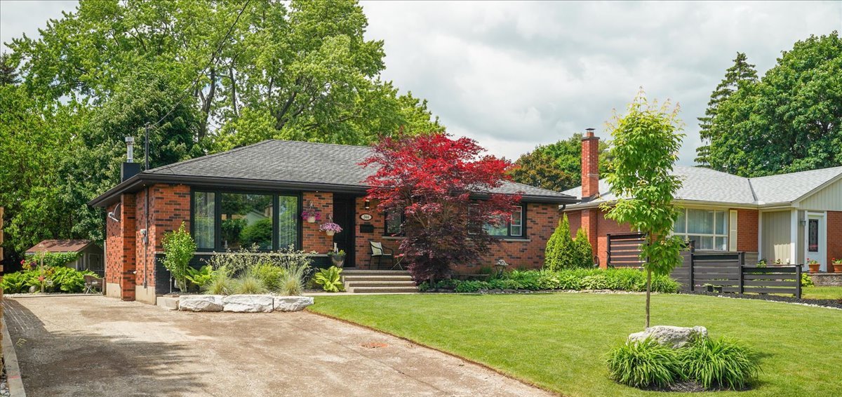 Bungalows For Sale in Burlington, ON | Search Now