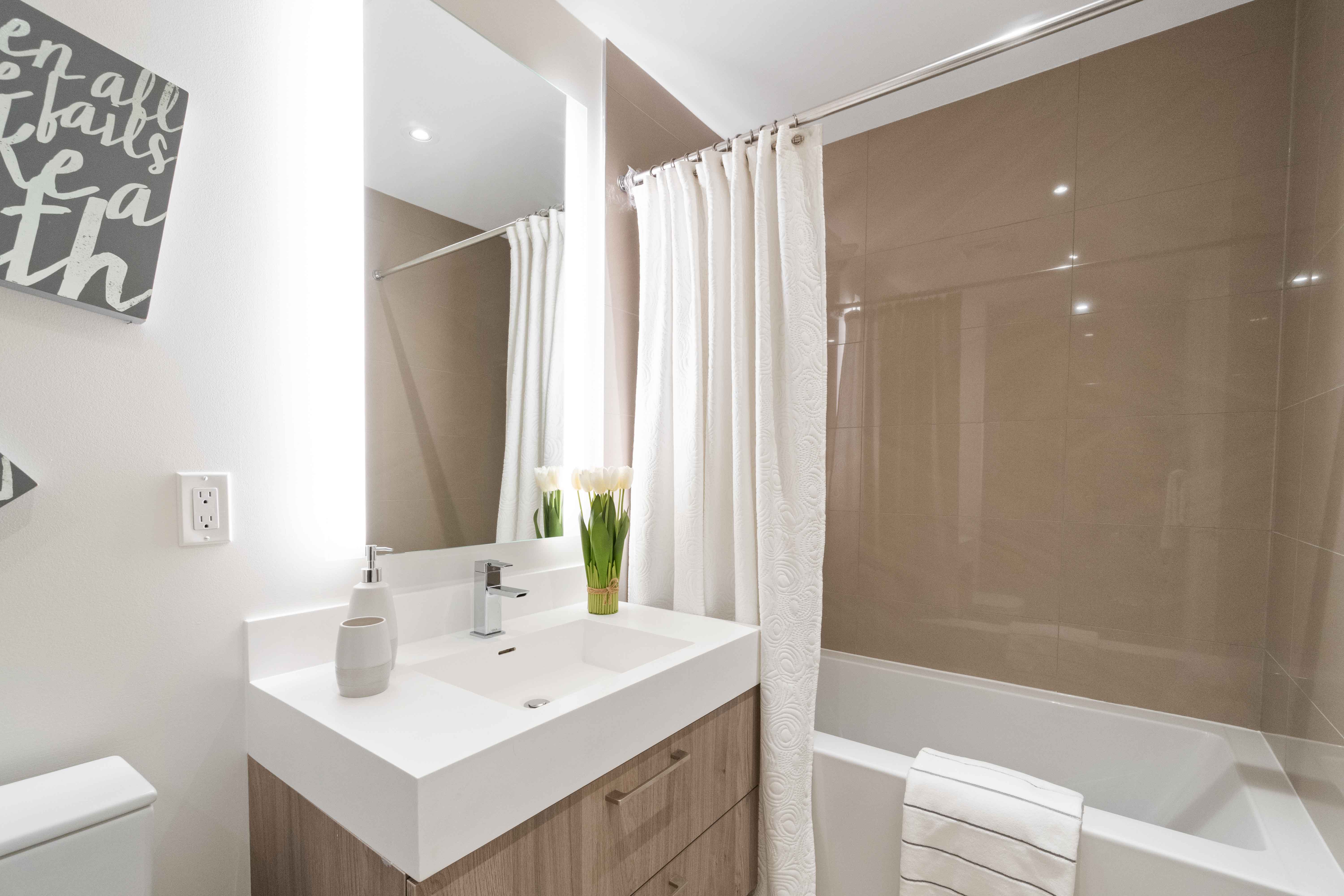 toronto's best luxury real estate agents